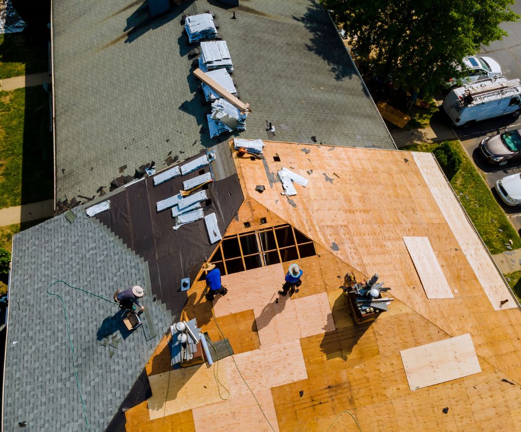 Realta Roofing Services in Calgary, Roof Replacement Services, Roof Maintenance Services, Emergency Roofing Services, Skylights & Windows Installation